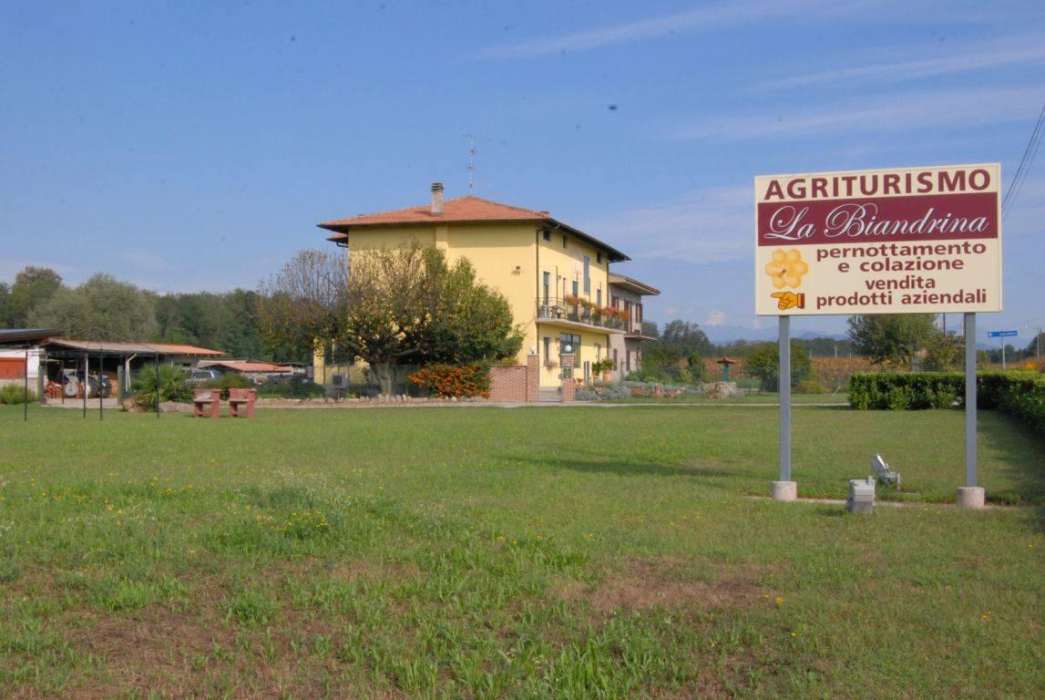 Agriturismo La Biandrina Carpignano Sesia Экстерьер фото
